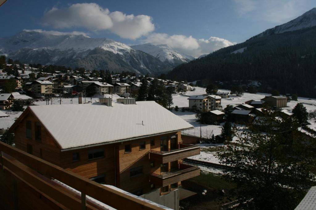 Apartamento Haus Rufinis Klosters Exterior foto